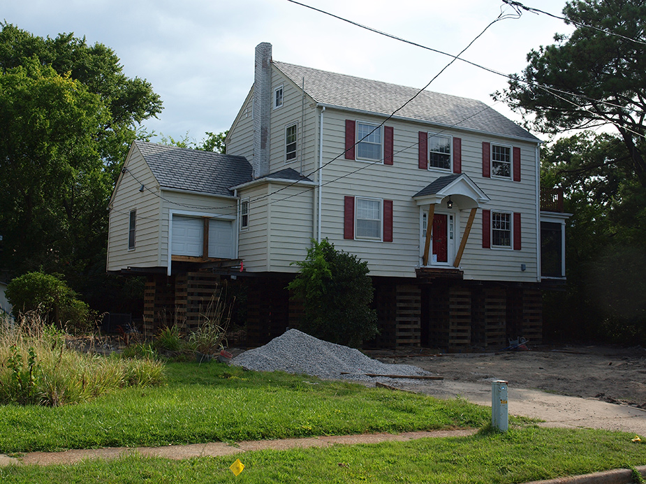 FIGURE 1. In Norfolk, VA, homeowners raise their houses by up to 8 feet to be protected against the nuisance flooding. 